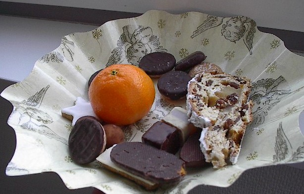 kilinikum 029 Traditional Christmas Treats by Red Haircrow