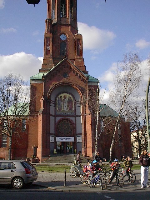 donnerstag 006 Waiting on the Signal by Red Haircrow