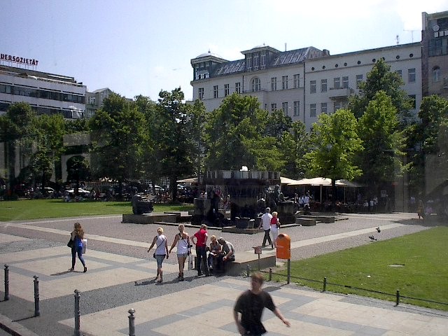 Wittenbergplatz by Red Haircrow